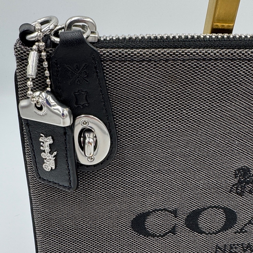 Coach 1941 Charcoal Twist lock Clutch / Pouch - Picture 3 of 11